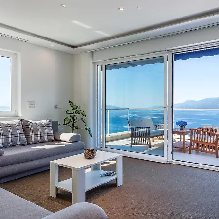 Vista By Interhome וילה