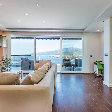 וילה Vista By Interhome מטולי